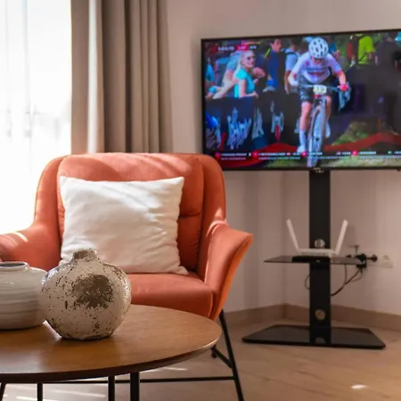 Modern Beachside Flat In Wyndham Costa Del Sol Málaga Esterno foto